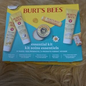 Burt's Bees Travel Essential Kit - Yellow & Teal Set NWOT